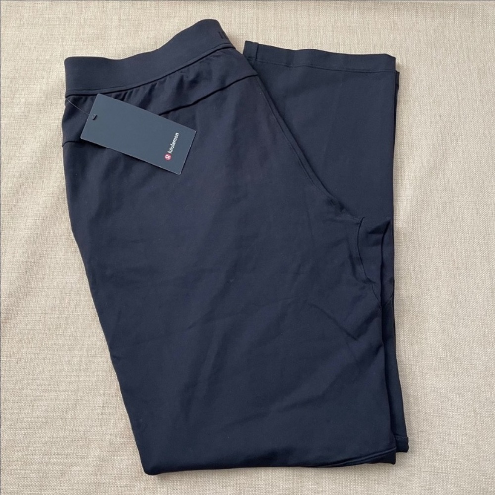 Lululemon Black 'Discipline Pant' ABC!